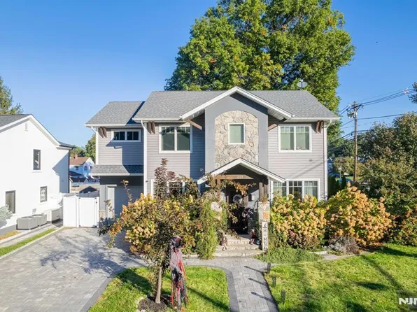 201 Lincoln Ave, Elmwood Park, NJ 07407