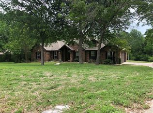 365 Miramar Cir, Weatherford, TX 76085