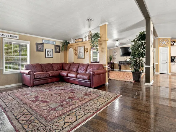 110 County Road 440, Dayton, TX 77535