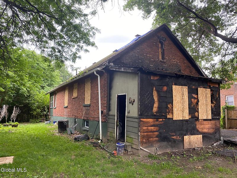 5th image of 1517 Avenue A