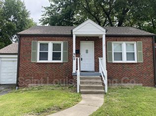 940 N New Florissant Rd, Florissant, MO 63031