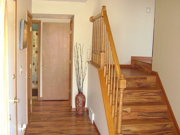 2nd image of 2437 Haviland Ct