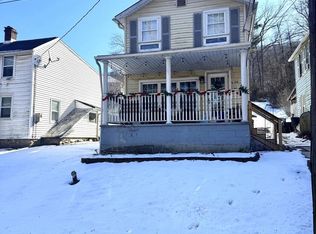 316 W Railroad St, Reedsville, PA 17084