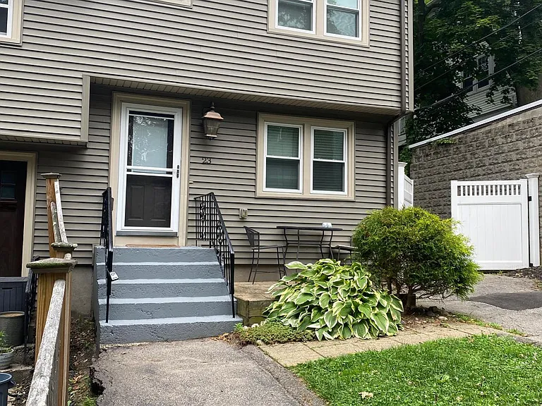 23 Barlow St #23 — Photo 11
