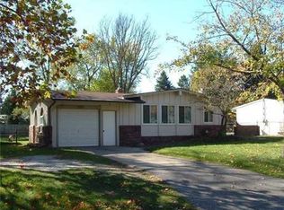 1295 Bayshore Dr, Haslett, MI 48840