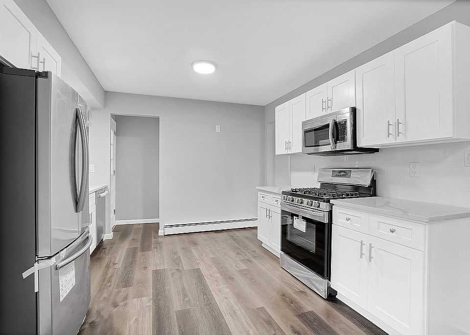1st image of 15 Vermont Ave