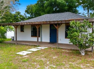 302 NW 9th St, Carrabelle, FL 32322