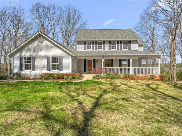 957 Gold Mine Rd, Palmyra, VA 22963