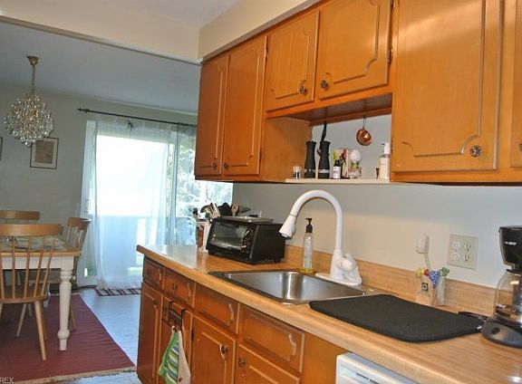 3rd image of 22051 River Oaks Dr APT B5