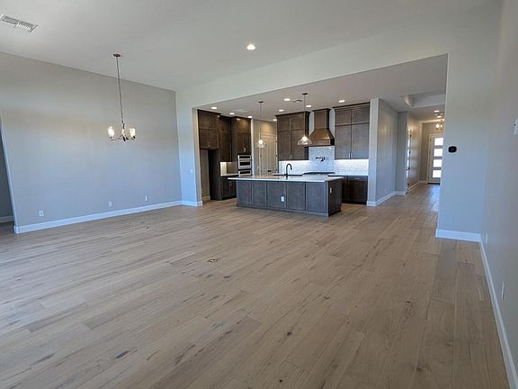 4th image of 2929 E PICUAL Avenue