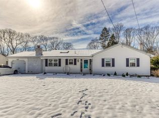 46 Mahogany Rd, Rocky Point, NY 11778