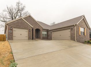 3600 SW Brittany Rd, Bentonville, AR 72712