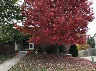 1615 Amanda Dr, Jefferson City, MO 65109