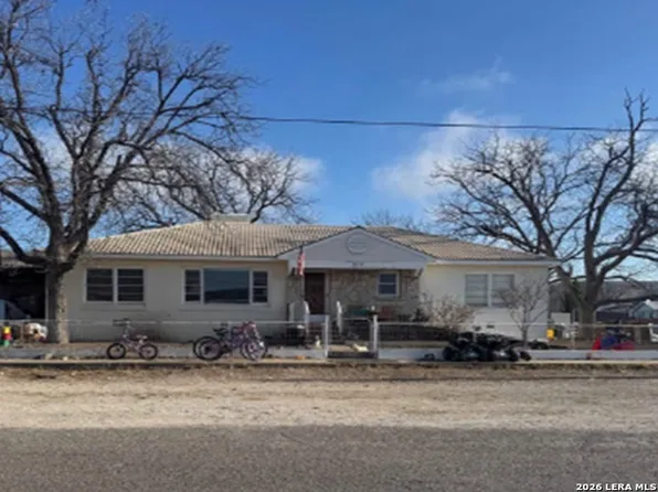 315 E RICHARD ST, Sanderson, TX 79848