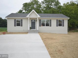 37 Kaleigh Dr, Maurertown, VA 22644