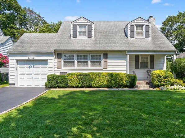 165 Locust Street, Garden City, NY 11530