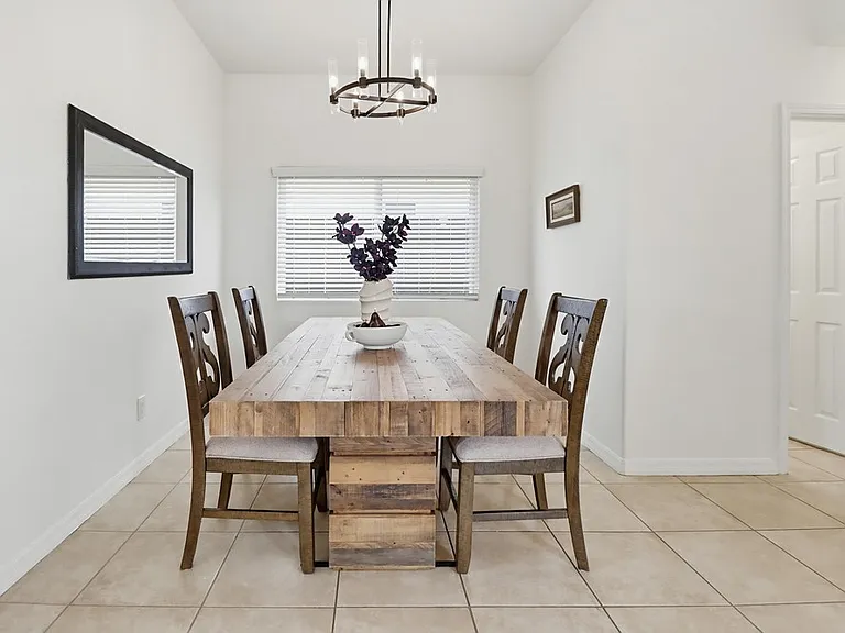 1774 Elm Ave — Photo 11