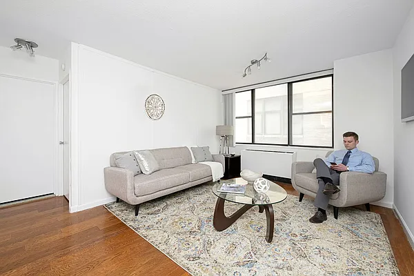 Sold by Compass | media 2