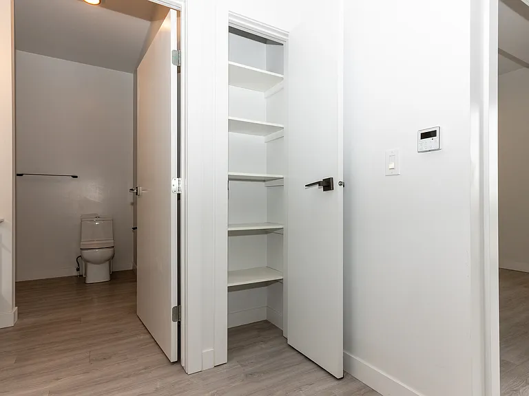 703 Saint Annes Rd #303 — Photo 37