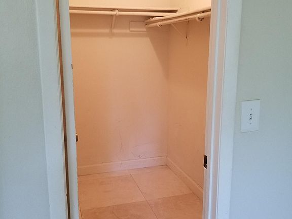 4th image of 3970 NW 87th Ave