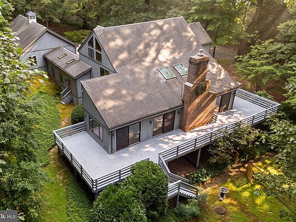 3rd image of 13536 Fork Rd