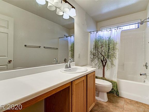 3rd image of 5013 Benezette Ct