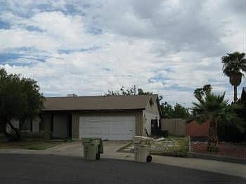 2nd image of 5209 N 71st Ln