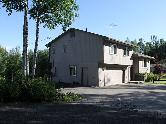 3rd image of 469 Snowy Owl Ln