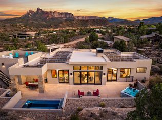 3000 Navajo Way, Springdale, UT 84767