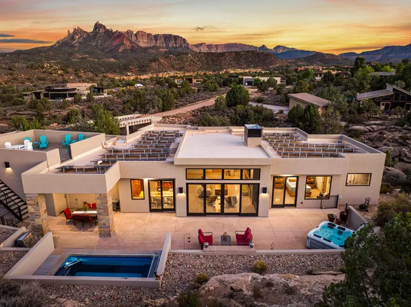 3000 Navajo Way, Springdale, UT 84767