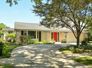 3122 Maple Leaf Dr, Glenview, IL
