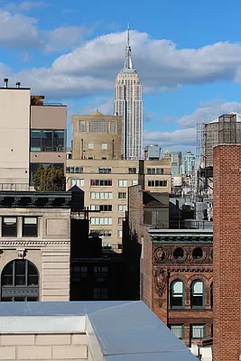 Sold by Real Direct | media 21