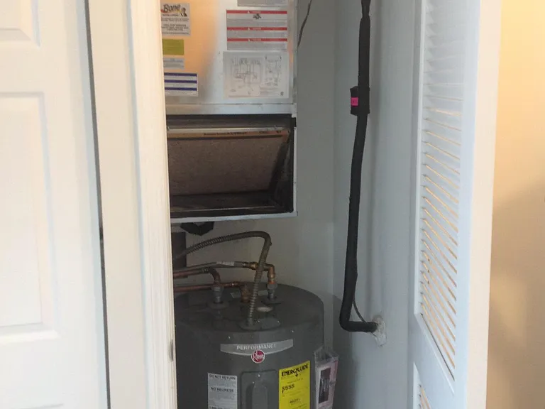 1311 River Dale Dr #303 — Photo 8