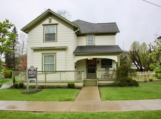 1327 Elk St, Franklin, PA 16323