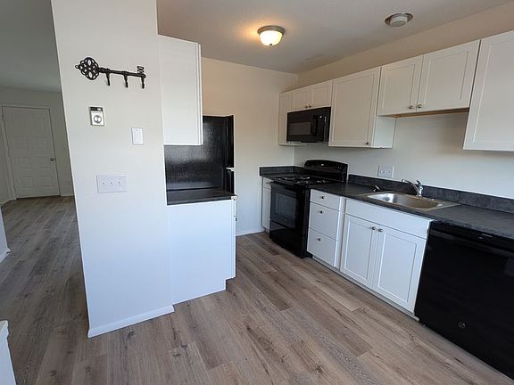 3rd image of 203 S 15th Ave #203C