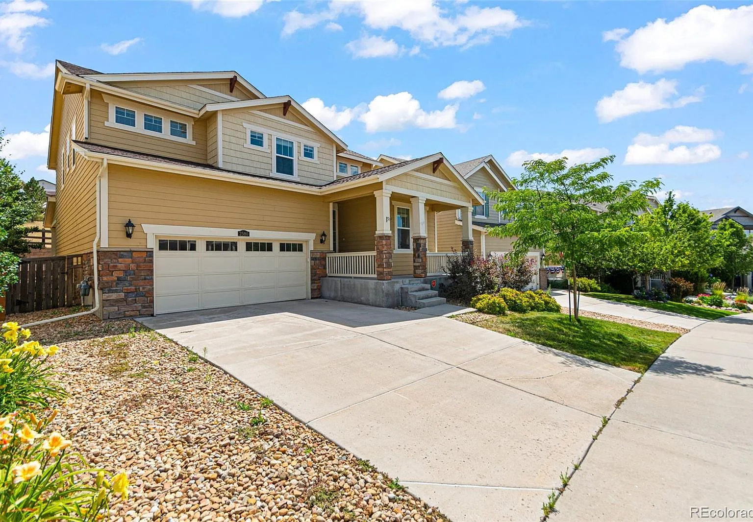 4 bed, 3.5 bath, 2866 sqft, $3,600 — Photo 2