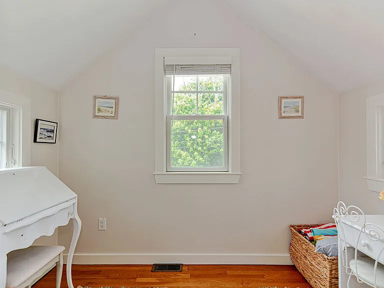 58 Eastern Point Rd — Photo 19