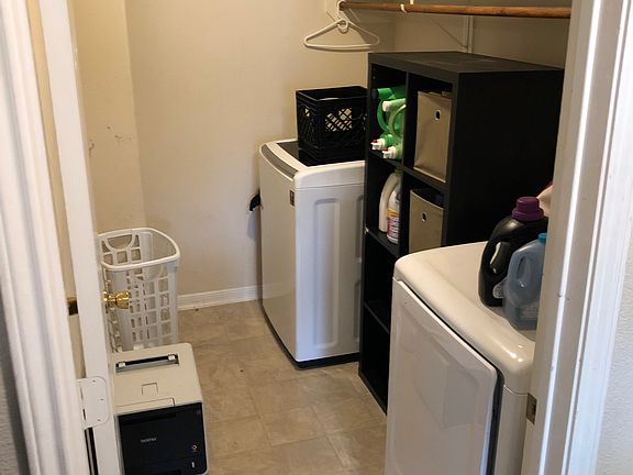 5th image of 20802 Fox Trot Ct