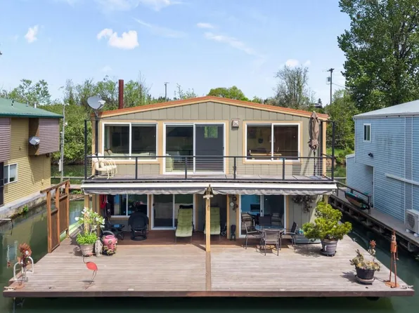 17597 NW Sauvie Island Rd #41, Portland, OR 97231