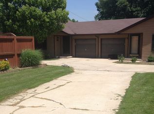 104B N Smith Rd, Urbana, IL 61802