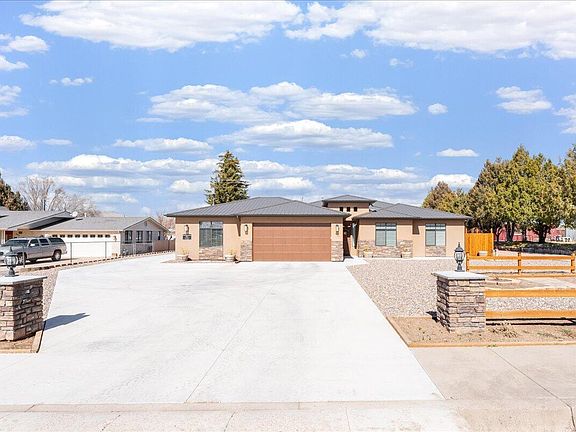 2nd image of 357 E Main St