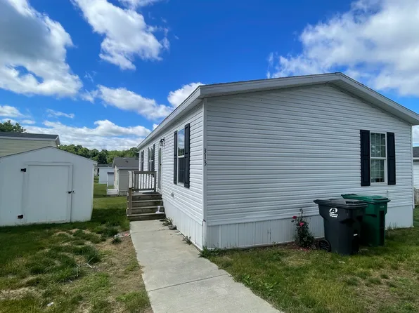 313 Basket Br, Oxford, MI 48371