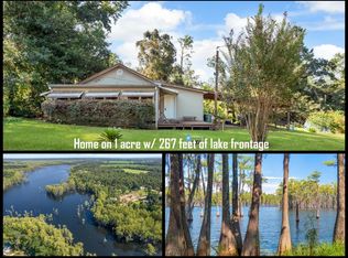 7491 Clearwater Ln, Grand Ridge, FL 32442