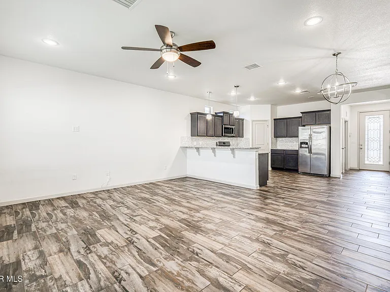 6557 Toivoa Pl — Photo 11