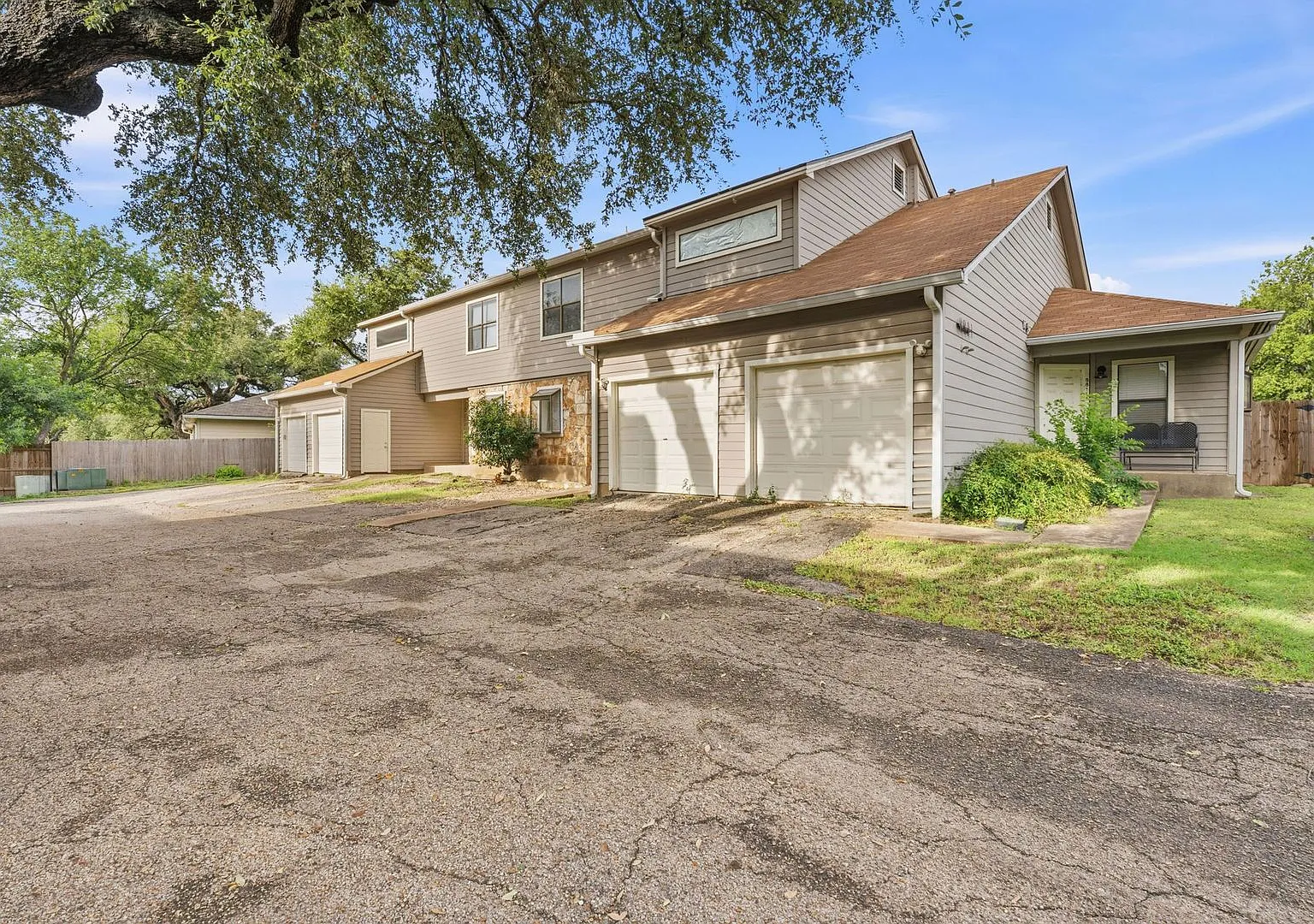 8811 Schick Rd — Photo 3