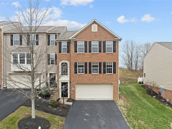 246 Maple Ridge Dr, Canonsburg, PA 15317