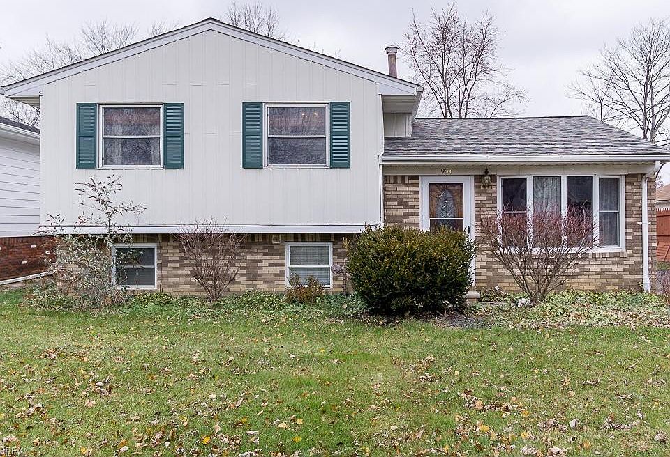1st image of 904 Wilder Ave