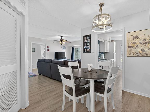 3rd image of 12928 W 159th St APT 1D