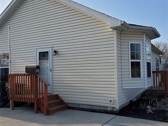 3rd image of 104 Bissell Ave