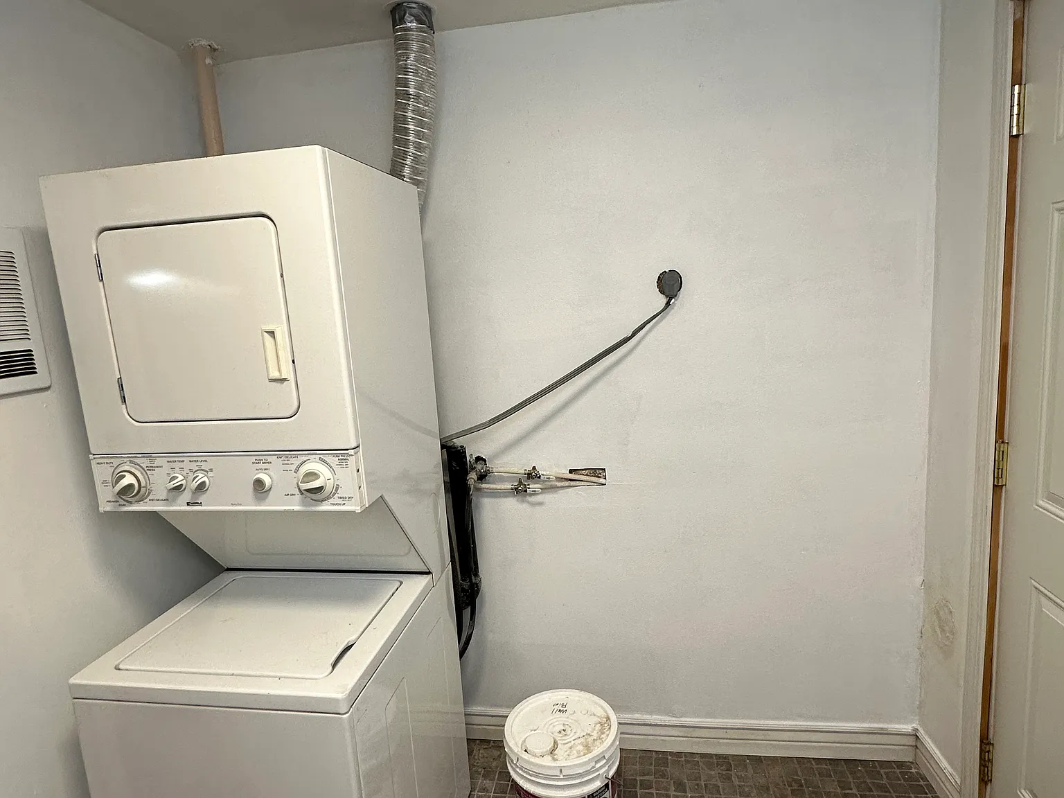 1 bed, 600 sqft, $900 — Photo 3